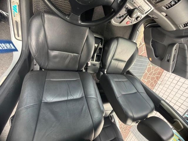 Toyota Wish  第13張相片