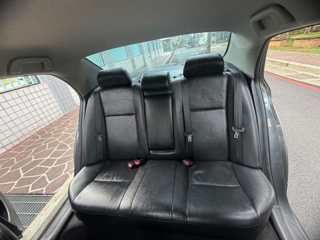 Toyota ALTIS  第2張相片