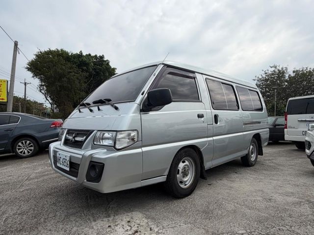 Mitsubishi Delica  第8張相片