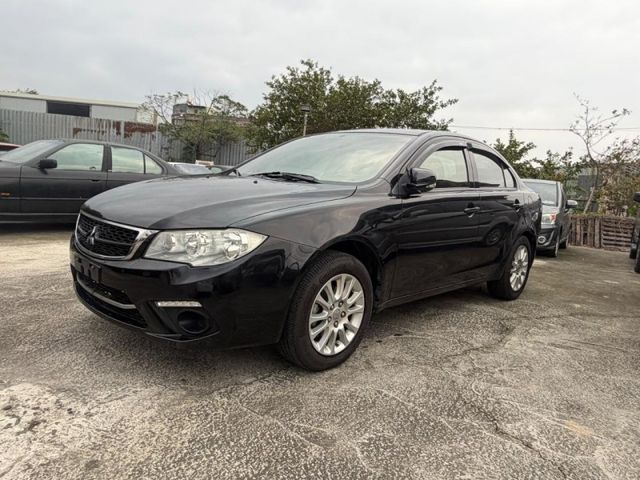 Mitsubishi Lancer  第6張相片