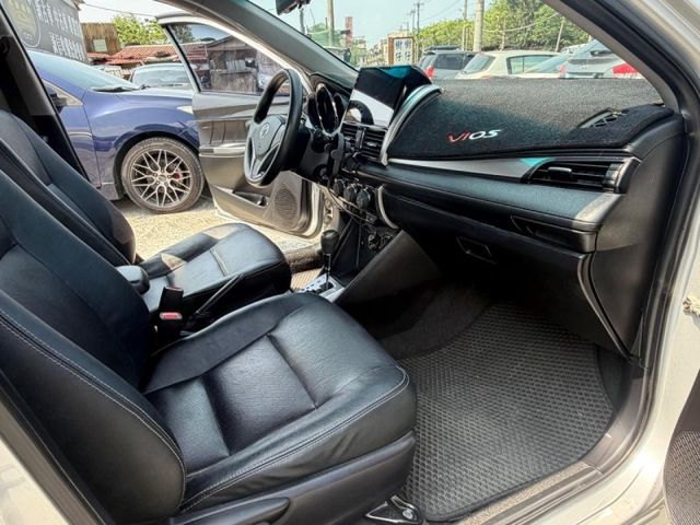 Toyota Vios  第11張相片