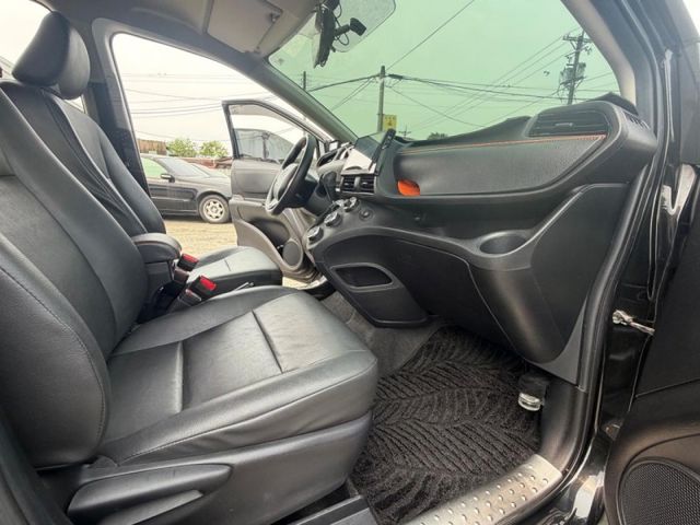 Toyota SIENTA  第1張相片