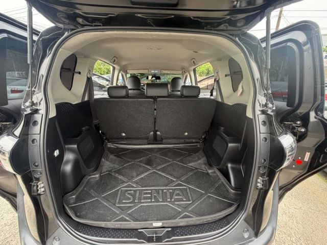 Toyota SIENTA  第3張相片