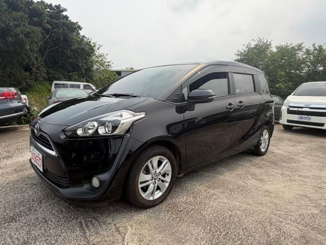 Toyota SIENTA  第8張相片
