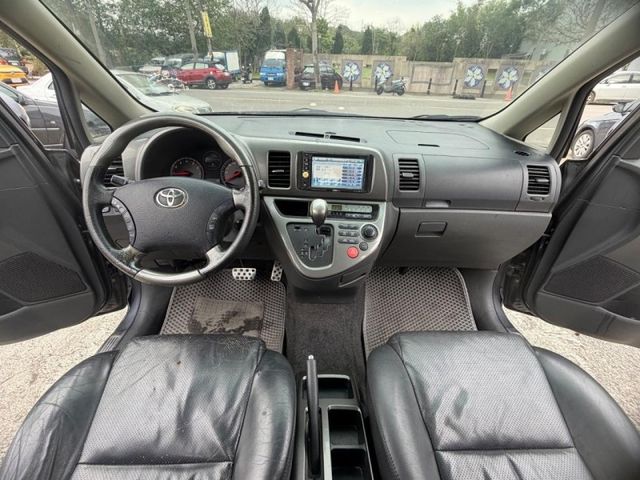 Toyota Wish  第1張相片