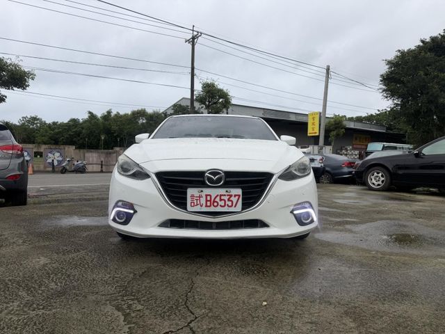 Mazda Mazda3  第4張相片