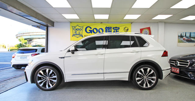 VW TIGUAN 380 R-LINE 德式坦克 ACC跟車系統 18 益誠  第1張相片