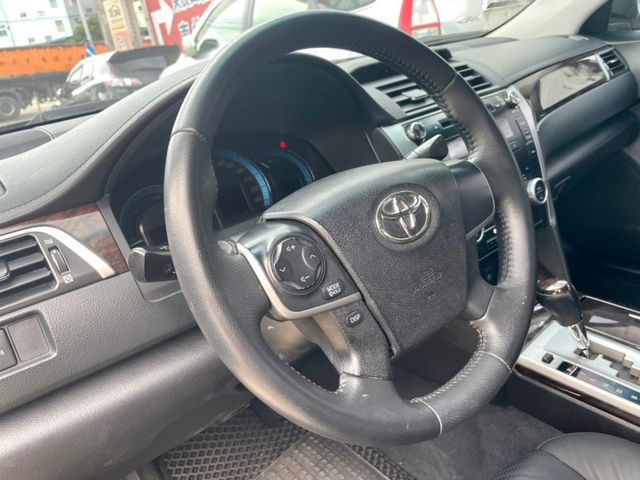 Toyota Camry  第9張相片
