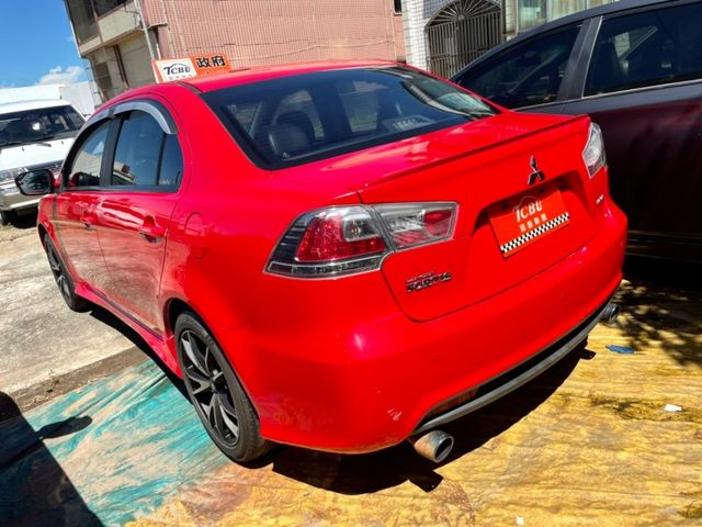 Mitsubishi Lancer  第15張相片