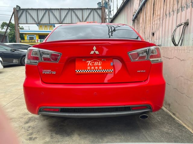 Mitsubishi Lancer  第12張相片