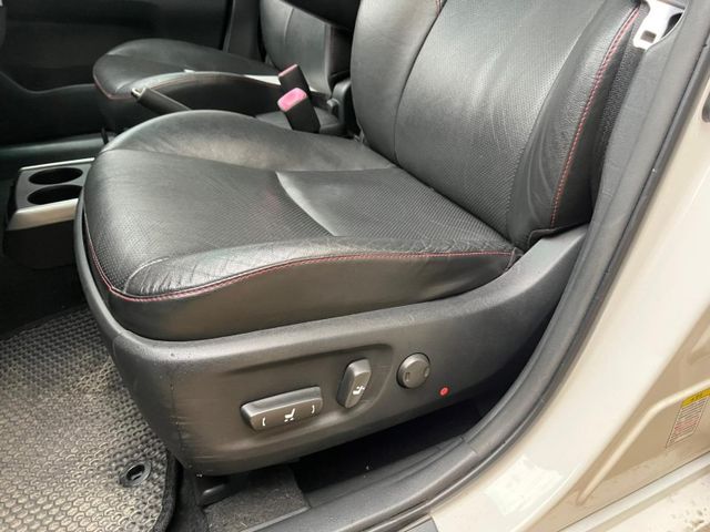 Toyota Wish  第7張相片