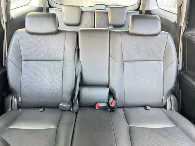 Toyota Wish  第7張相片