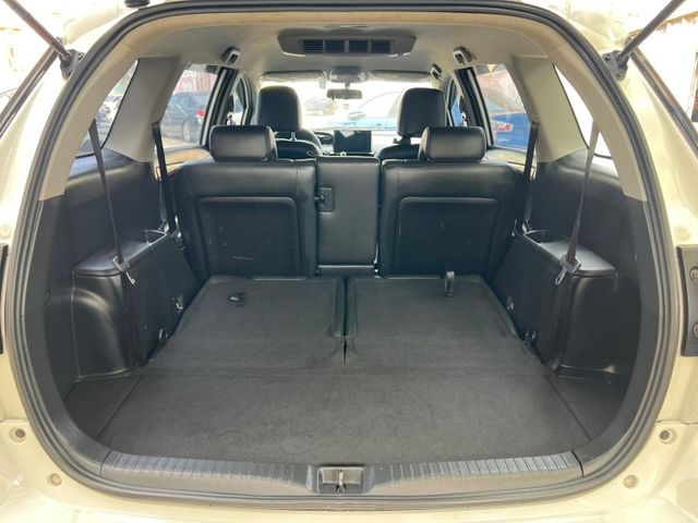 Toyota Wish  第9張相片
