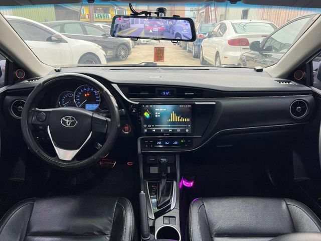 Toyota ALTIS  第4張相片