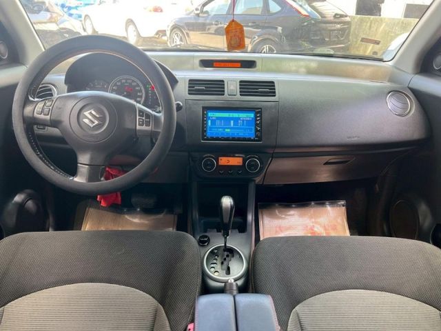 Suzuki SWIFT  第7張相片