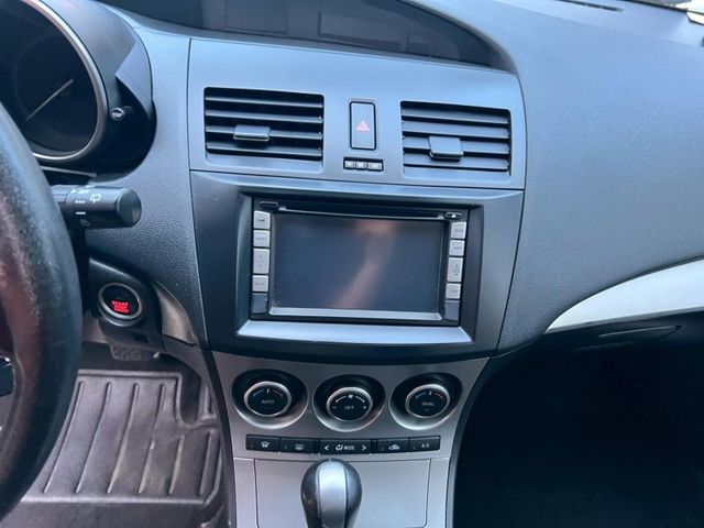 Mazda Mazda3  第7張相片