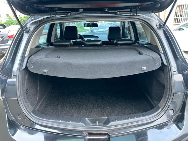 Mazda Mazda3  第10張相片