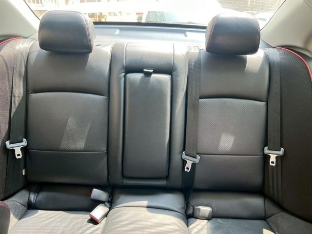 Mitsubishi Lancer  第3張相片