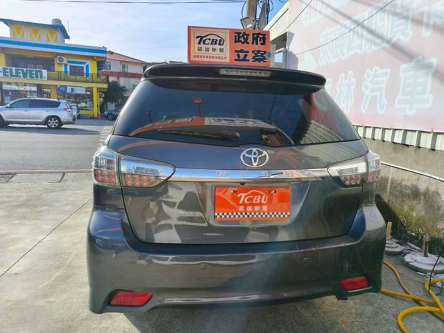 Toyota Wish  第5張相片