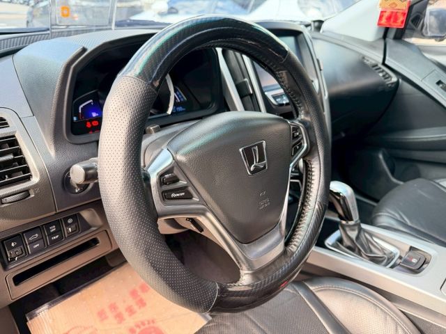 Luxgen U6 Turbo  第10張相片