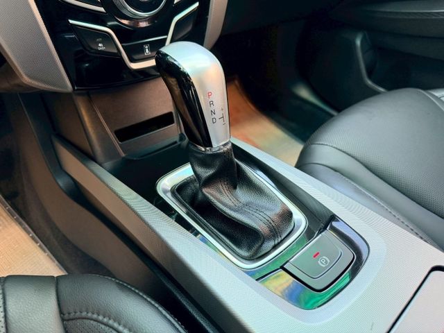 Luxgen U6 Turbo  第15張相片