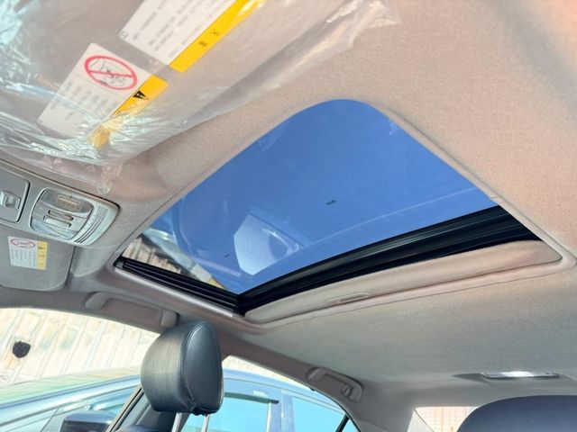 Toyota Camry  第2張相片