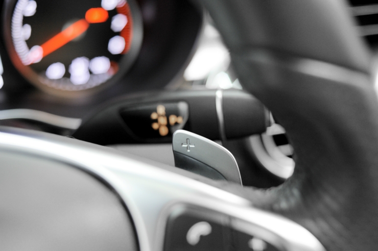 C300 AMG 2015 大金汽車 全景天窗 免鑰匙 盲點 雷達 電尾門 記憶椅  第10張相片