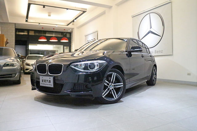 家明汽車 - 2014年式 BMW 118i (M)外觀套件 黑(謝謝)  第1張相片