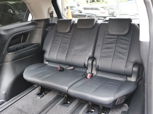 Toyota Previa  第9張相片