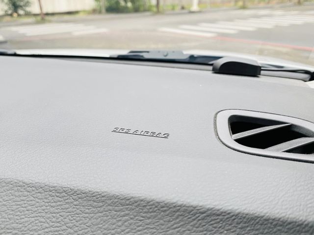 Suzuki Vitara  第31張相片