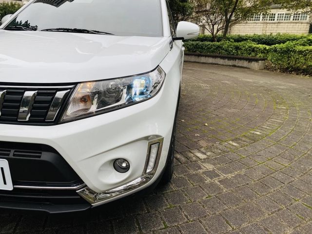 Suzuki Vitara  第38張相片