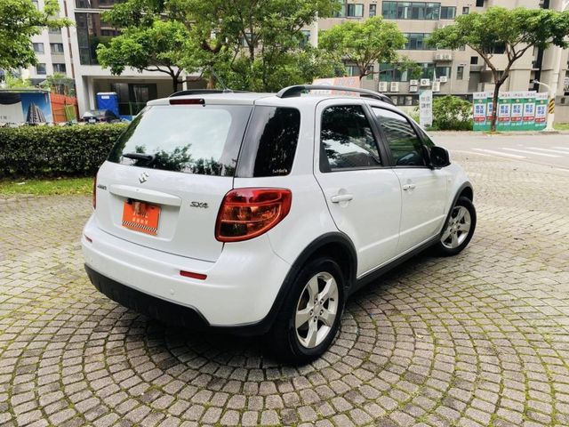 Suzuki SX4  第5張相片