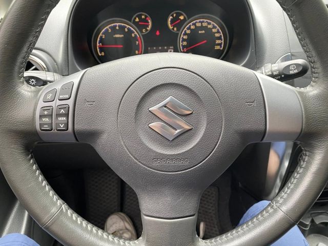 Suzuki SX4  第25張相片