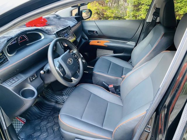 Toyota SIENTA  第3張相片