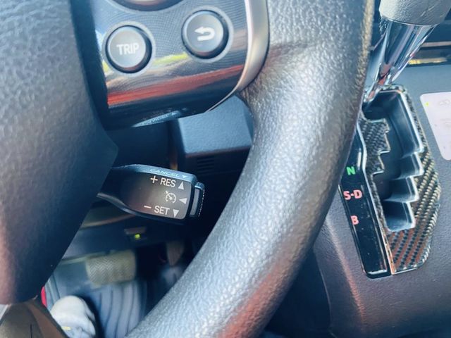 Toyota SIENTA  第11張相片