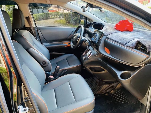 Toyota SIENTA  第29張相片