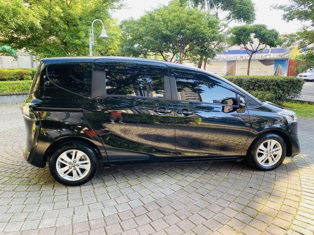 Toyota SIENTA  第42張相片
