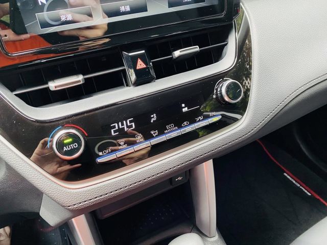 Toyota Corolla Cross  第13張相片