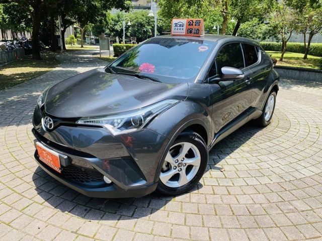 Toyota C-HR  第2張相片
