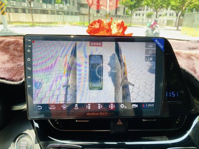 Toyota C-HR  第5張相片