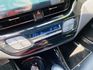 Toyota C-HR  第16張縮圖