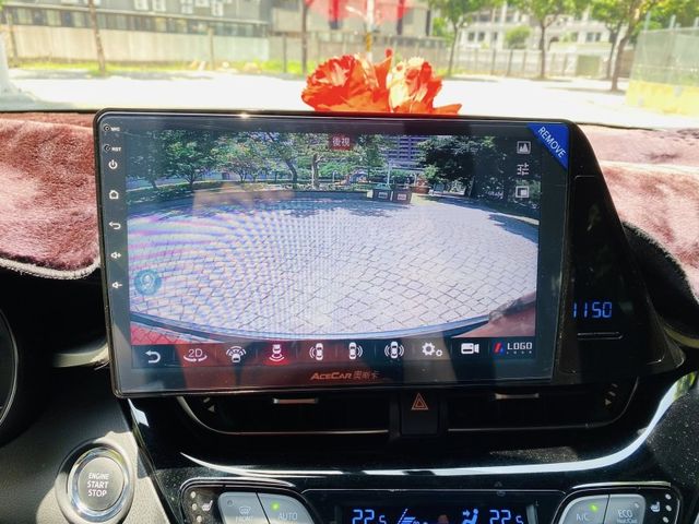 Toyota C-HR  第33張相片