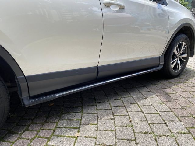 Toyota RAV4  第20張相片