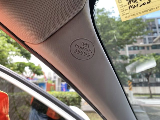Toyota RAV4  第44張相片
