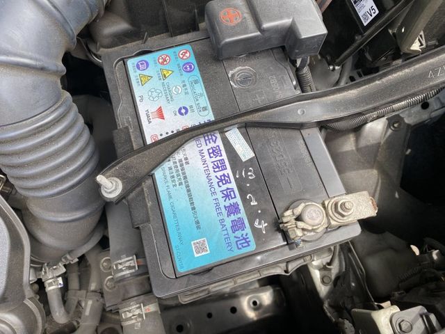 Toyota RAV4  第54張相片