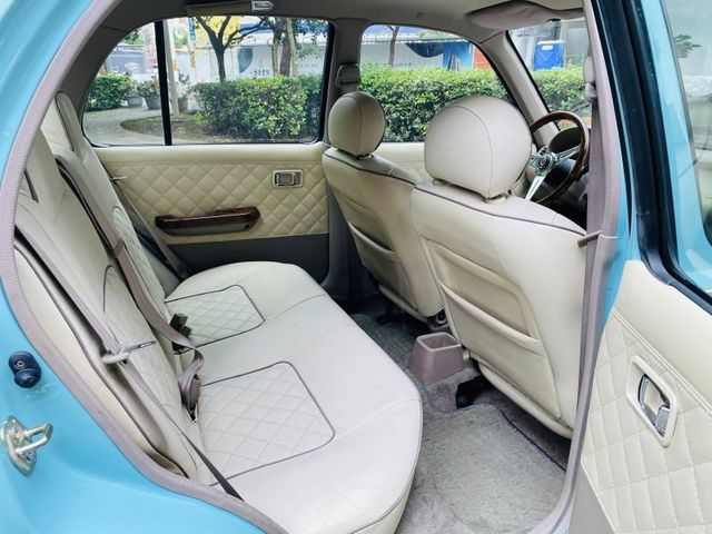 Nissan Sentra  第22張相片