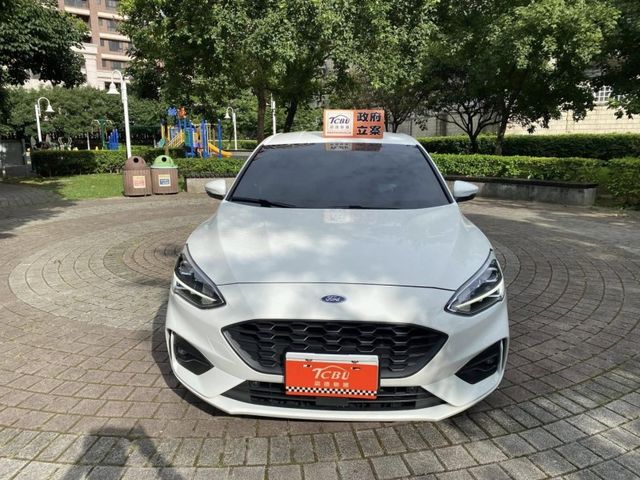 2021年 FOCUS 1.5T Lommel 版 原廠保養 內外如新視車如命  第23張相片