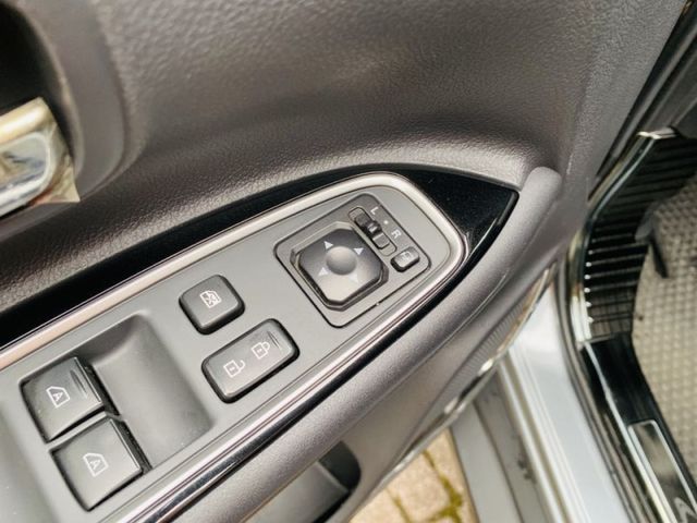 Mitsubishi Outlander  第15張相片