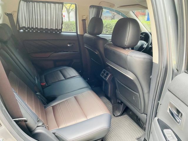 Mitsubishi Outlander  第20張相片