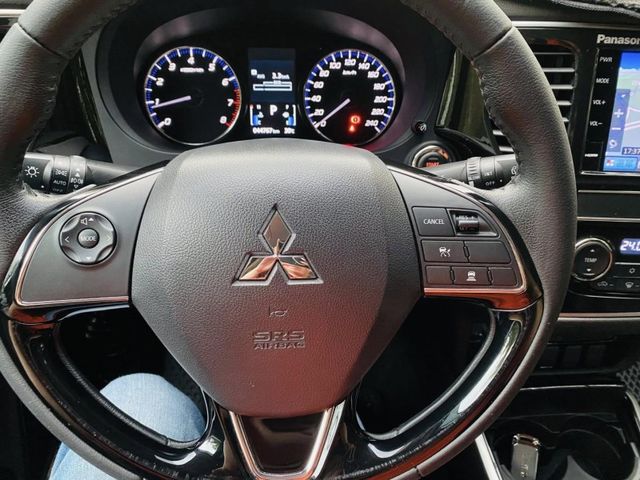 Mitsubishi Outlander  第28張相片